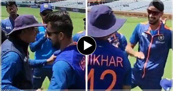 IND vs NZ : डेब्यू कैप मिलने पर रो पड़े उमरान मलिक तो तुरंत अर्शदीप सिंह ने दिखाया भांगड़ा का जलवा। वीडियो हुआ वायरल।