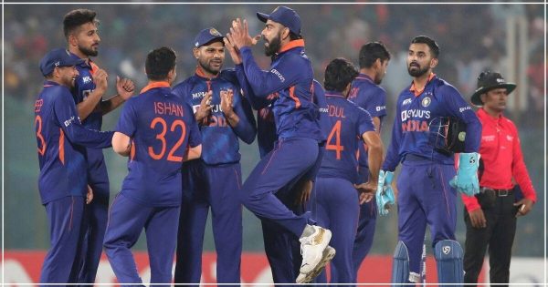 IND vs SL: इस भारतीय खिलाड़ी का खत्म हो चुका है करियर, टीम सेलेक्टर ने किया वनडे टीम से इस दिग्गज को बाहर